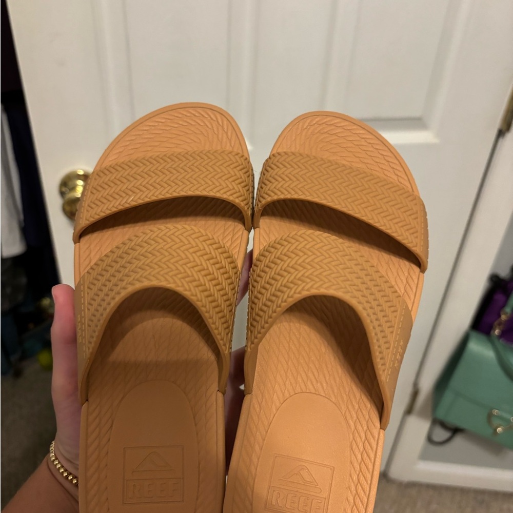 Reef sandals